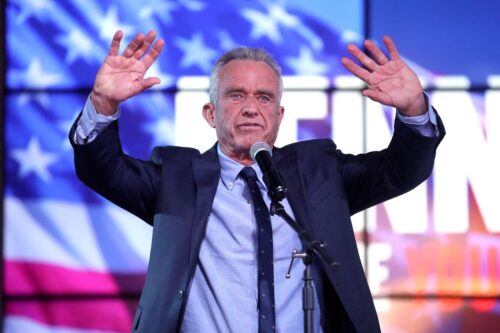 Robert F. Kennedy, Jr. speaking with supporters at a campaign rally at Legends Event Center in Phoenix, Arizona. Photo: Gage Skidmore